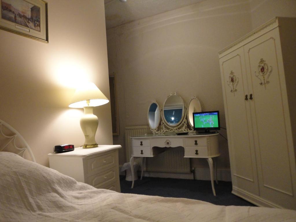 The New Alexandra Hotel Лландидно Номер фото
